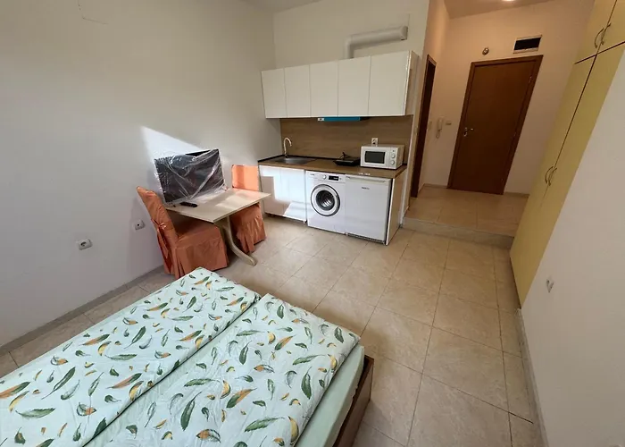 Basment - Todorini Kuli